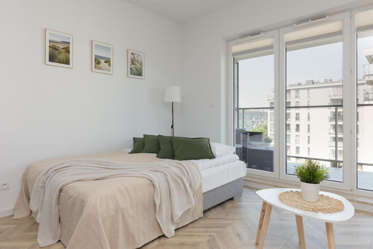 Ursus Sunny Studio For 4 Guests With Parking & Balcony By Noclegi Renters Warsawa Bagian luar foto